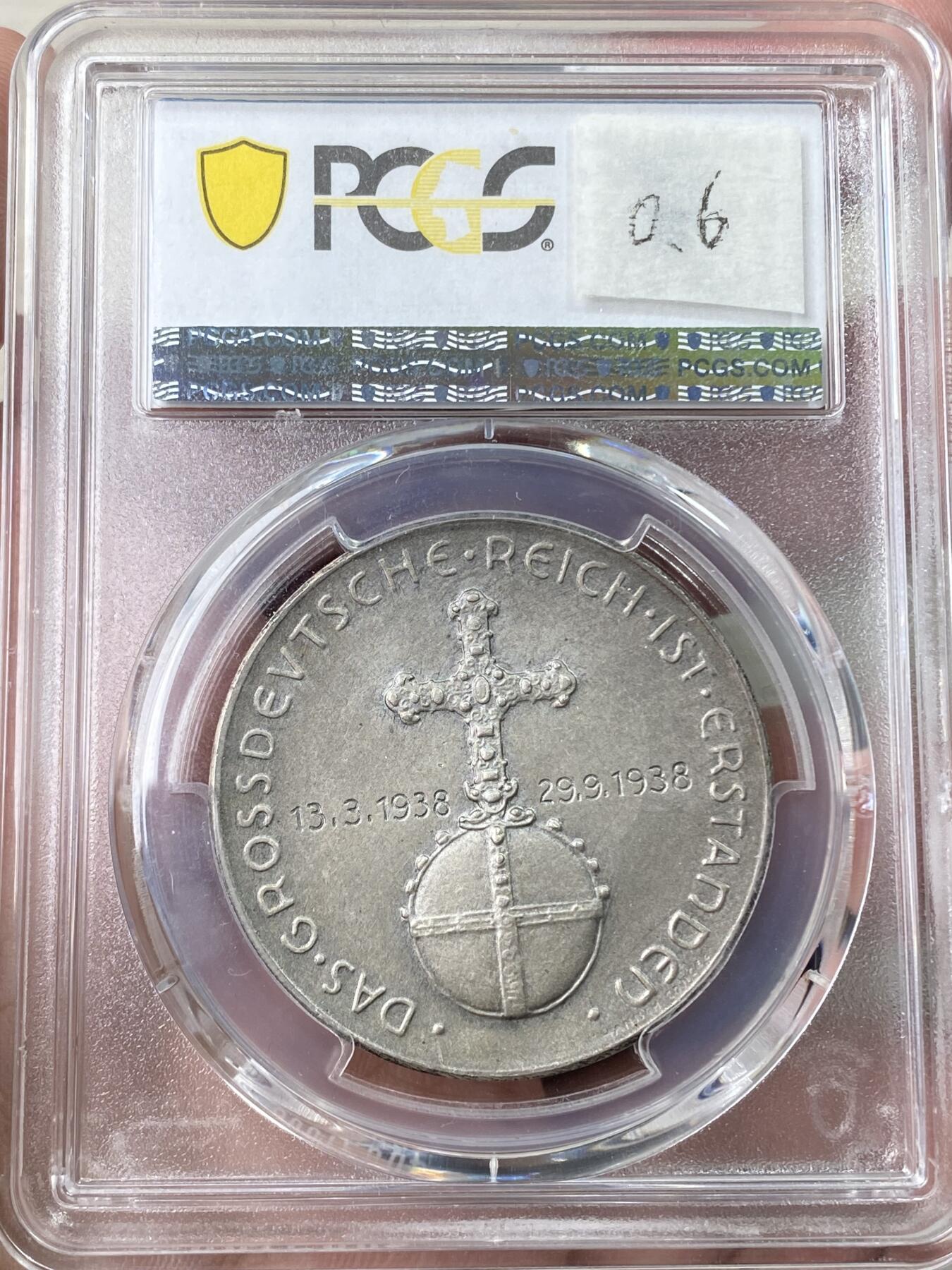 万国钱币拍卖第060期（万国六十期纪念大拍） PCGS SP64 1938德国社会主义工人党党魁吞并奥地利纪念银章 MATTE磨砂工艺 原味欧洲天鹅绒彩环绕（原图请私信后台或自行查询官网）