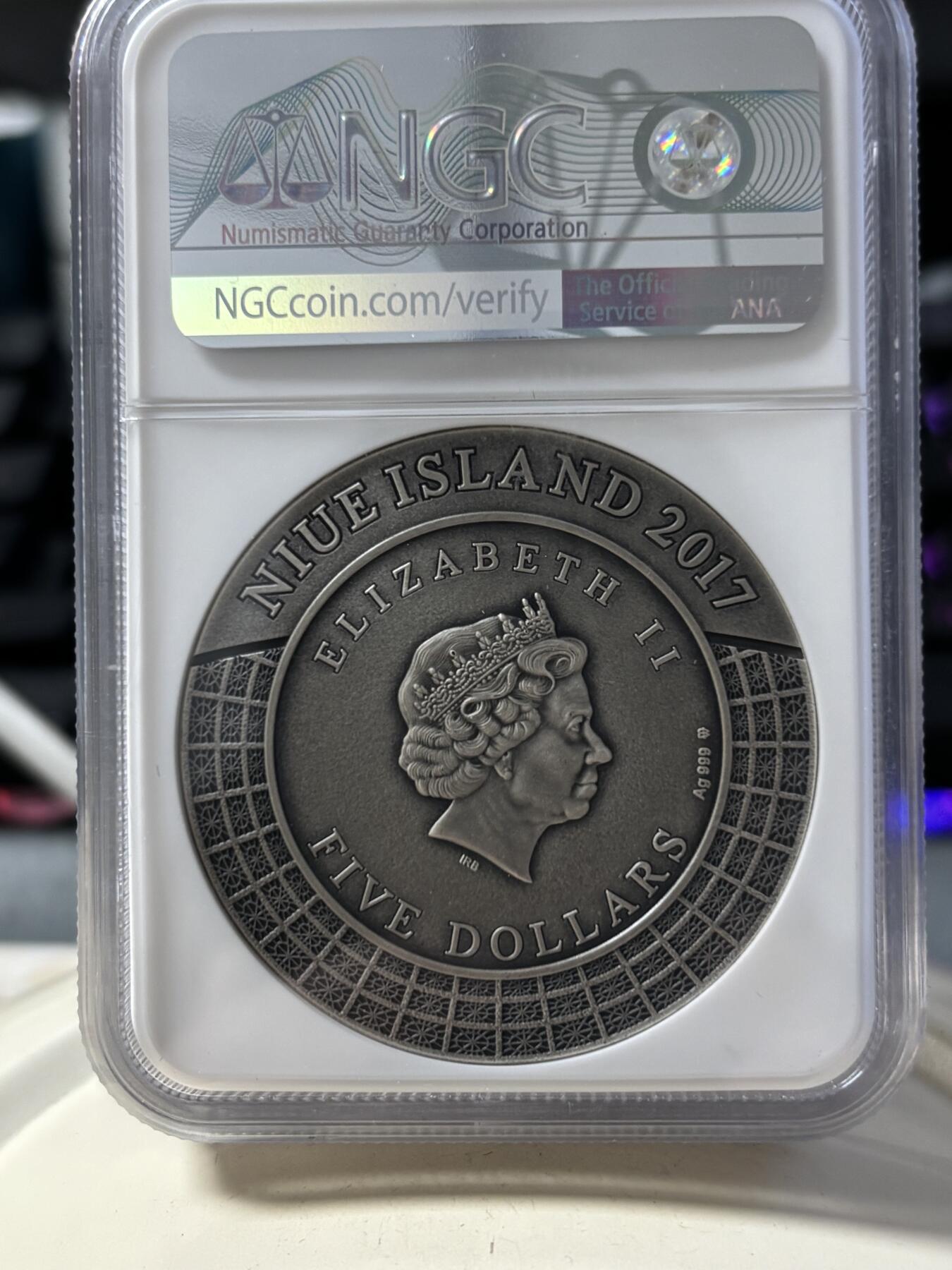 第190期拍卖 纽埃2017年奥林匹斯神宙斯镀红金纪念银币NGC-MS70，999银镀金，发行500枚