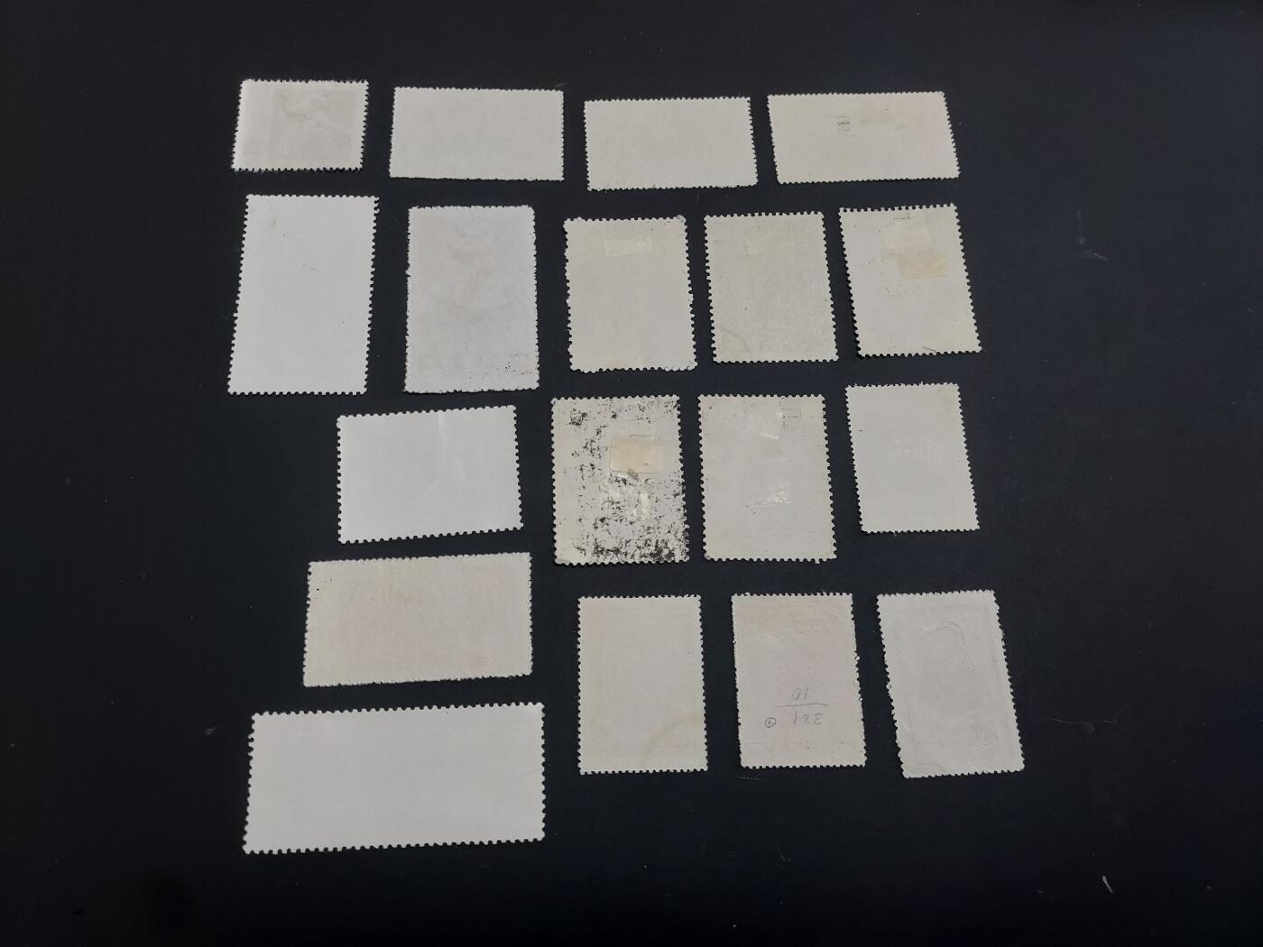 博彦收藏 TM  2月7日 8点邮票专场 全场包邮 老纪特 盖销18枚，具体以图为准，大部分无胶，个别瑕疵，其他上品