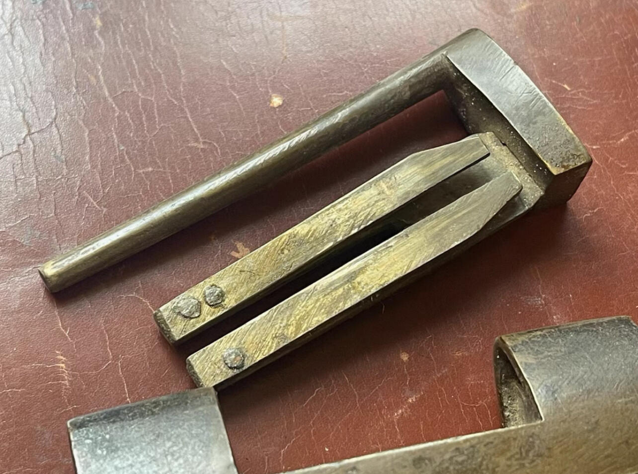 民国时期门锁 铜锁 带钥匙 功能都好 品相很好 （可交换朝鲜苏联勋章奖章）