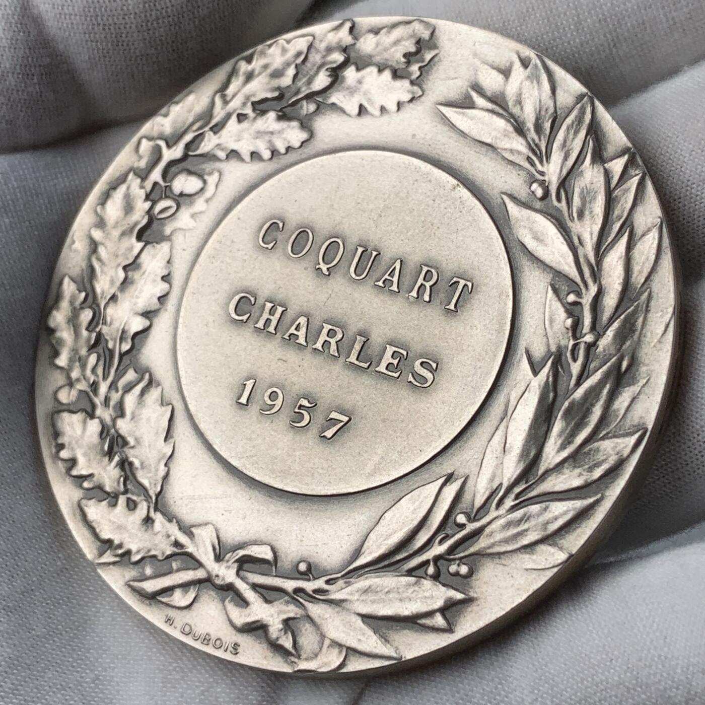 掌中浮雕-藏着的欧洲第052场 1957年法国巴黎皇家造币厂景观大银章，65.2mm，148.14g