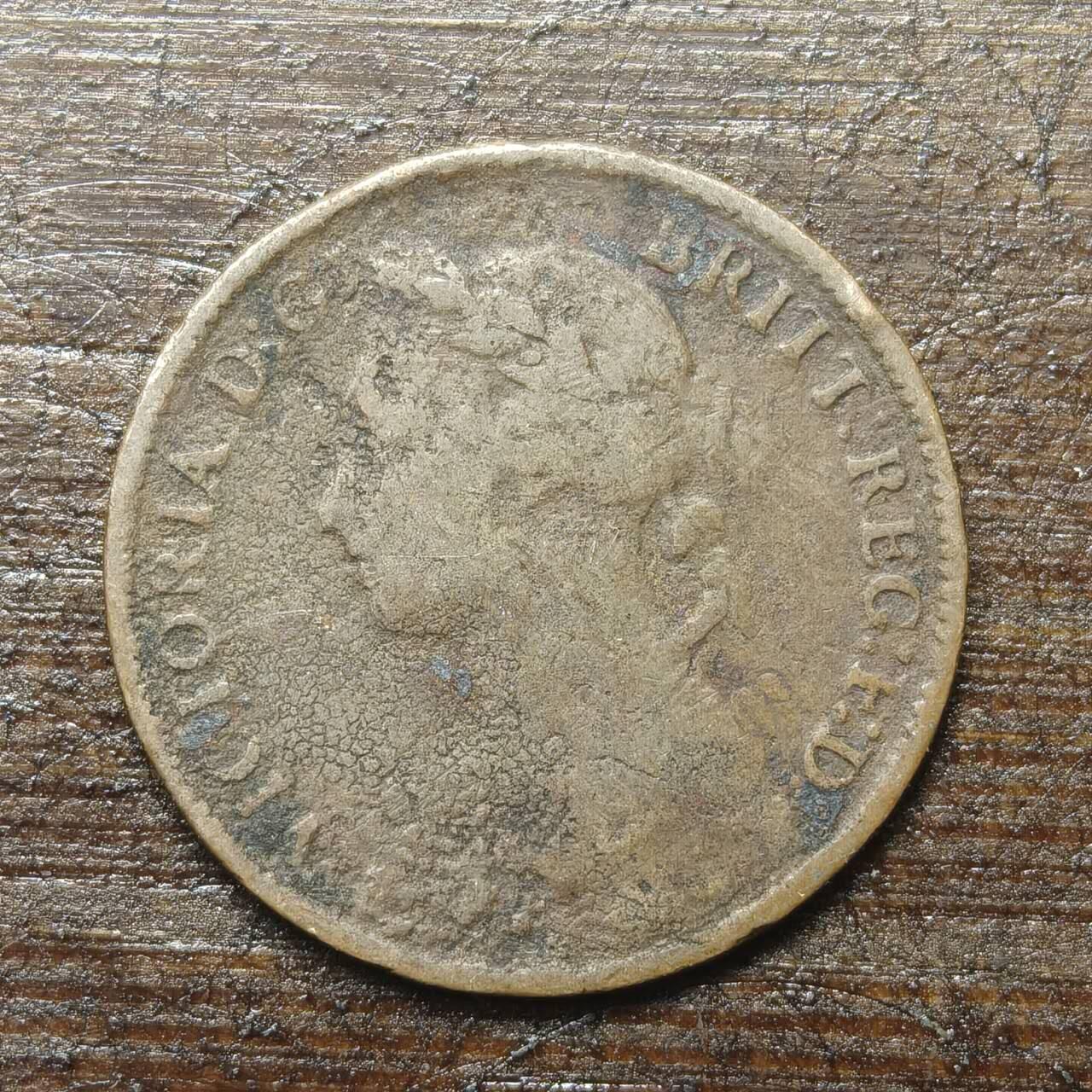 【铜匠收藏】★第143★散币专场 不寄存，30包邮。不满30元，支付5元运费。《接受代拍 代送NGC评级》 33【无寄存】英国 维多利亚时期 1法新