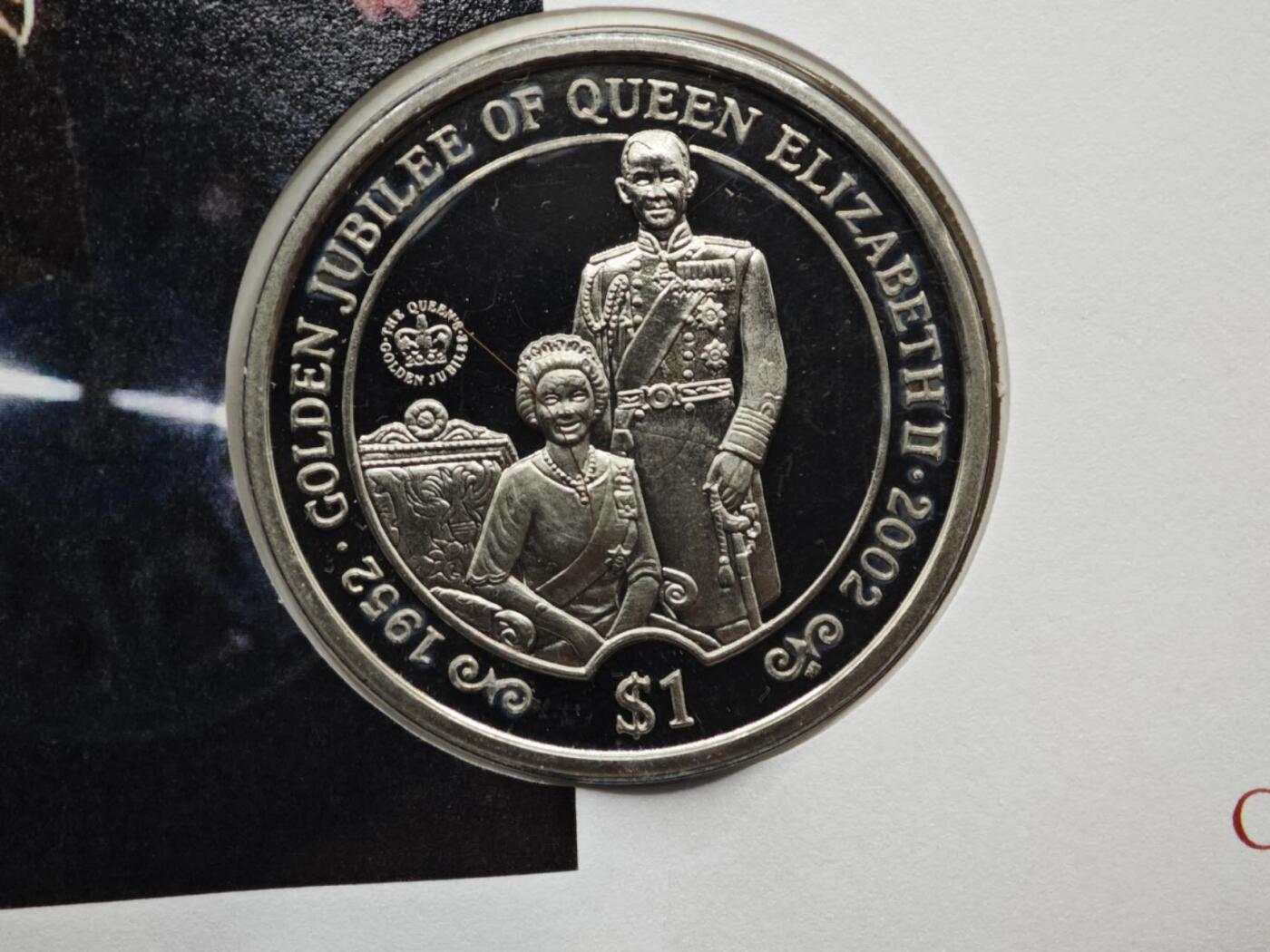 【淘币小摊】限时拍第八百六十二拍  克朗币邮币封场  满百包邮可预留两周  周一统一发货  塞拉利昂2002年女王登基金禧1元纪念币邮币封