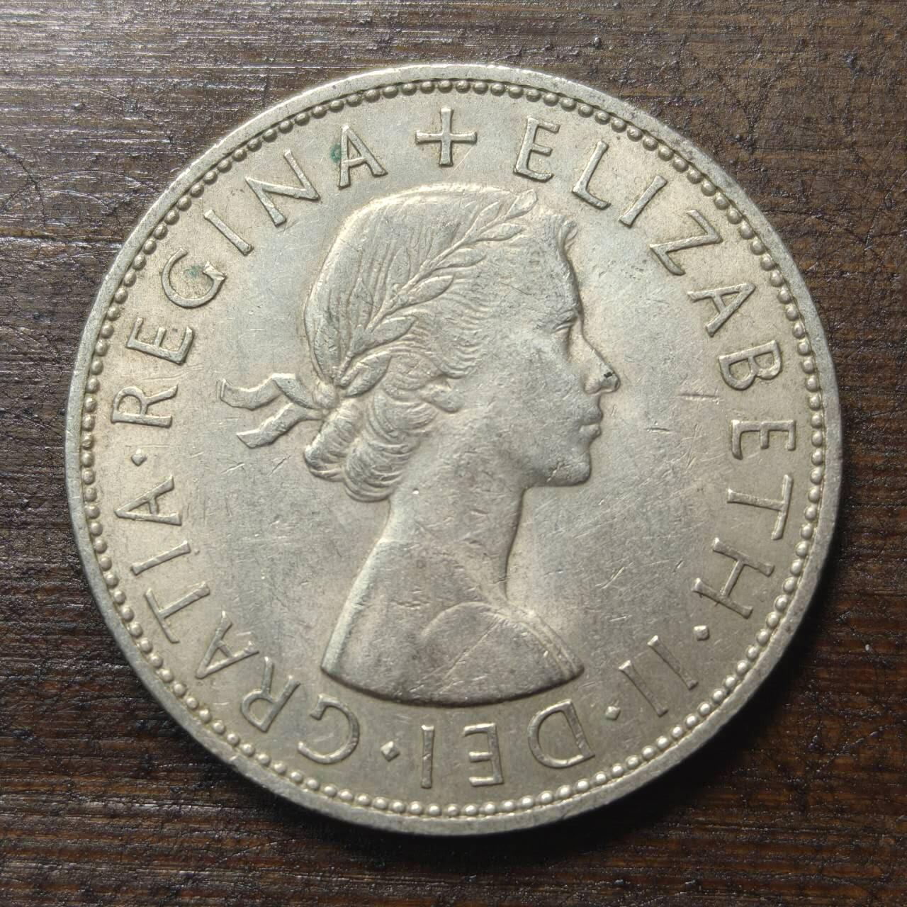 【铜匠收藏】★第143★散币专场 不寄存，30包邮。不满30元，支付5元运费。《接受代拍 代送NGC评级》 16【无寄存】应英国 1967年 半克朗 