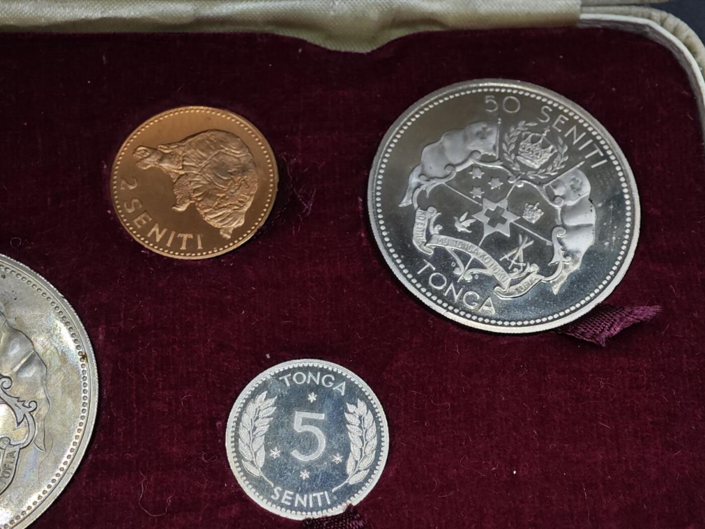 【淘币小摊】实时拍第八百六十一拍   银币套币场   满百包邮可预留二周 每周一统一发货   汤加1967年精制套币