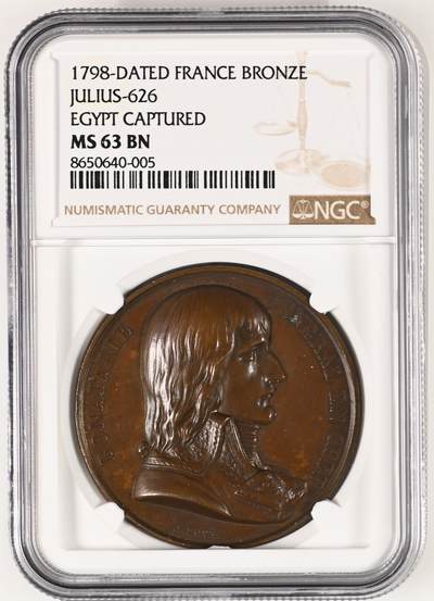 「木头集藏」“ 新岁撷珍”——章牌精品专场！ - 1798年法国拿破仑征服埃及纪念铜章，MS 63，直径：41 mm，边铭：船首 CUIVRE，巴黎造币厂1841-1842年间铸造 正面：波拿巴将军（当时还不是皇帝）背面刻画拿破仑在埃及指挥法国军团，背景为金字塔
