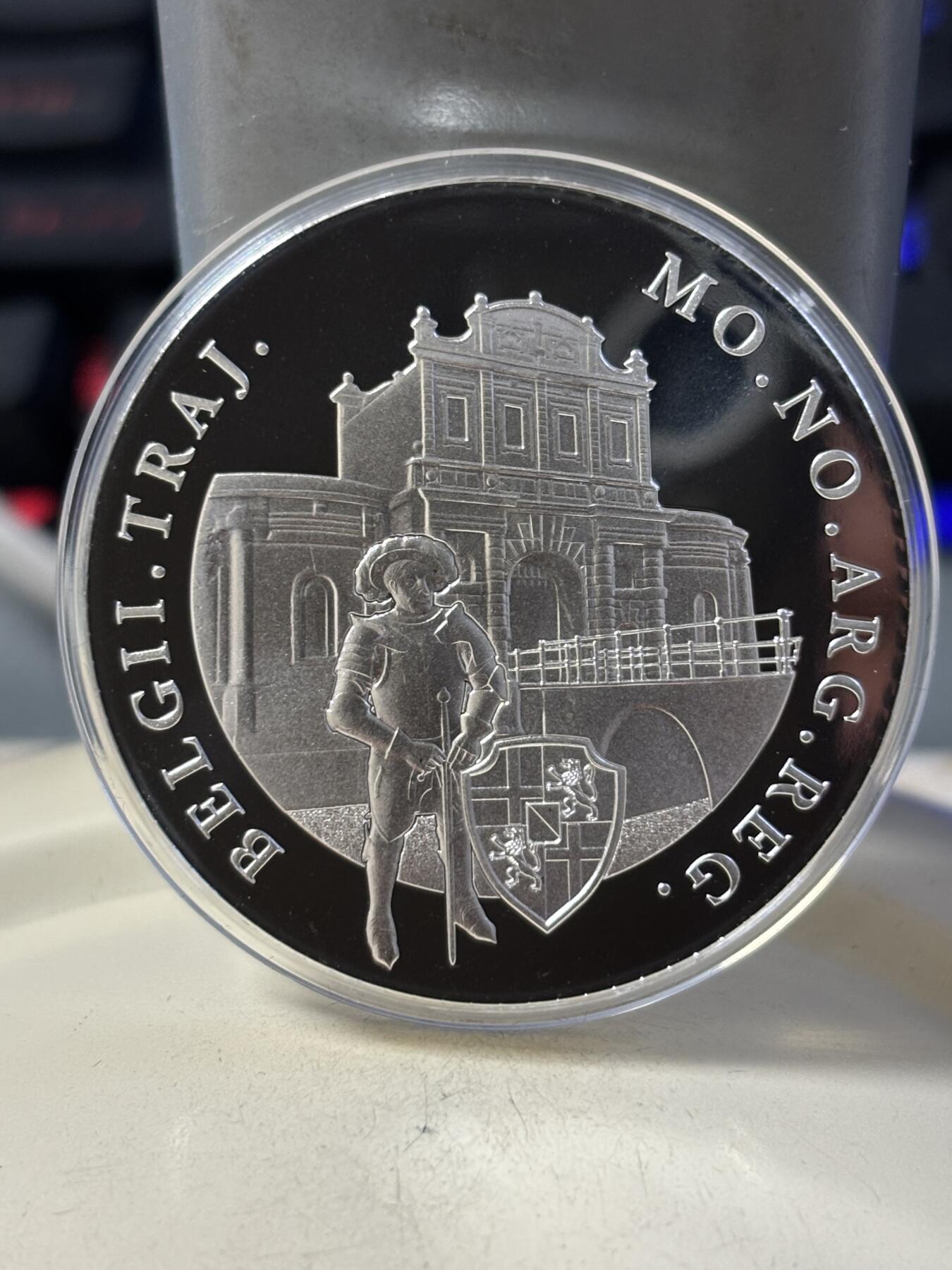 第190期拍卖 荷兰2023年杜卡特城堡系列城堡纪念银章2，837银，28.25克，发行1750枚