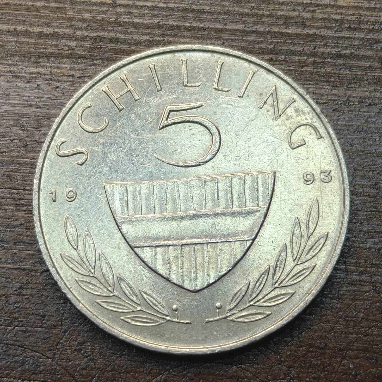 【铜匠收藏】★第143★散币专场 不寄存，30包邮。不满30元，支付5元运费。《接受代拍 代送NGC评级》 56【无寄存】奥地利 1993年 5先令 骑手骑着利皮扎纳马 铜镍币