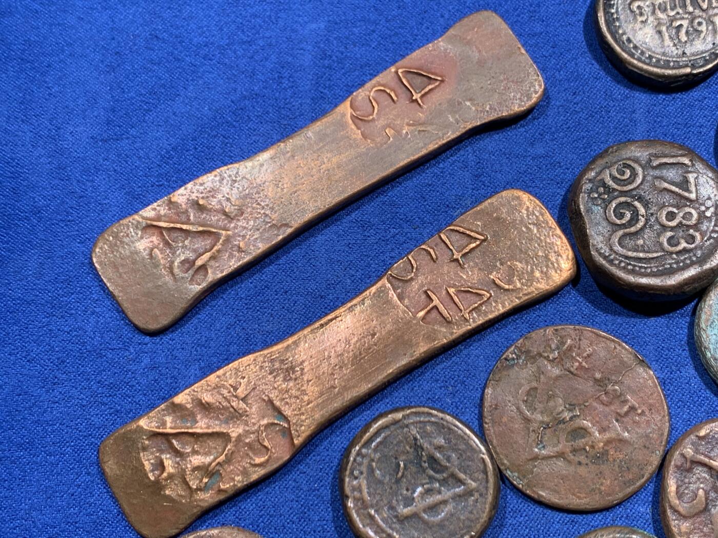 《竞宝斋》第463-465场 周日，周一，周二，3场连拍 （全场包邮）欢迎送拍 14枚一组 荷属锡兰样式铜币 各面值 去斯里兰卡旅游时带回 应为后铸 细节见图