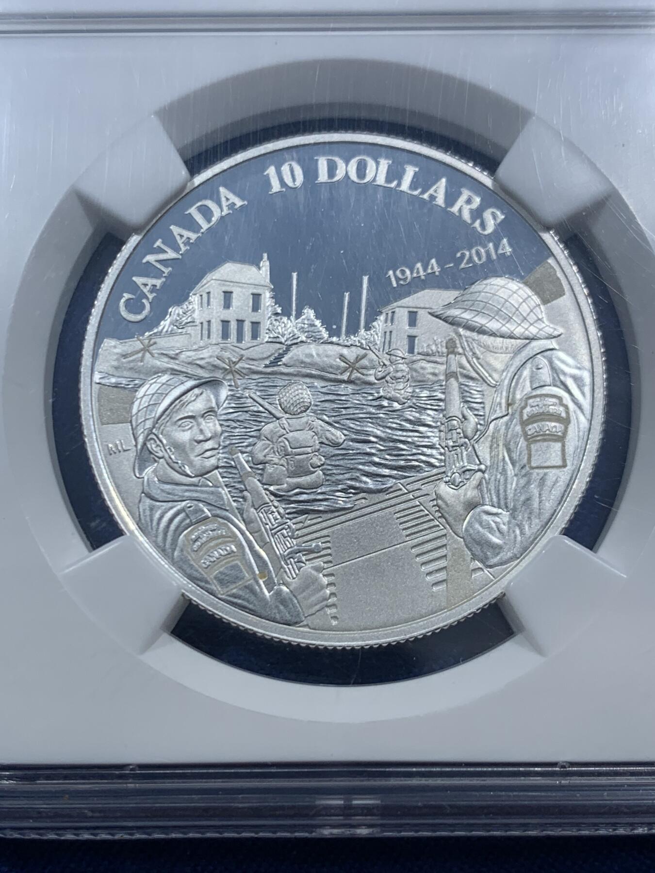 《竞宝斋》第463-465场 周日，周一，周二，3场连拍 （全场包邮）欢迎送拍 NGC PF70UC 加拿大2014年D-DAY诺曼底登陆70周年10加元精制纪念银币（15.87克重，半盎司，999银，币径34MM，限量发行8003枚，二战经典纪念题材玩家必备）