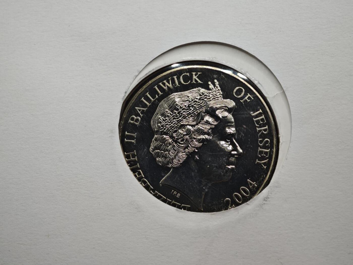 【淘币小摊】限时拍第八百六十二拍  克朗币邮币封场  满百包邮可预留两周  周一统一发货  泽西岛2004年克里米亚战争150周年5镑纪念币邮币封