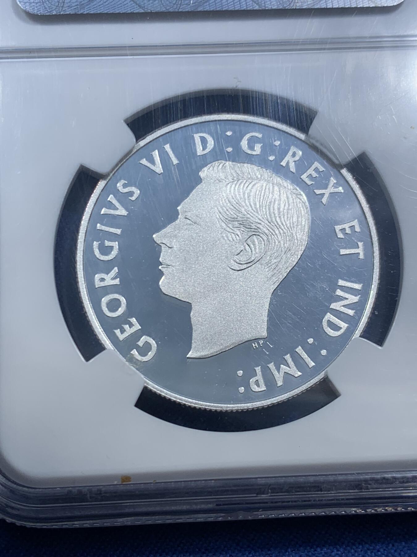 《竞宝斋》第463-465场 周日，周一，周二，3场连拍 （全场包邮）欢迎送拍 NGC PF70UC 加拿大2014年D-DAY诺曼底登陆70周年10加元精制纪念银币（15.87克重，半盎司，999银，币径34MM，限量发行8003枚，二战经典纪念题材玩家必备）