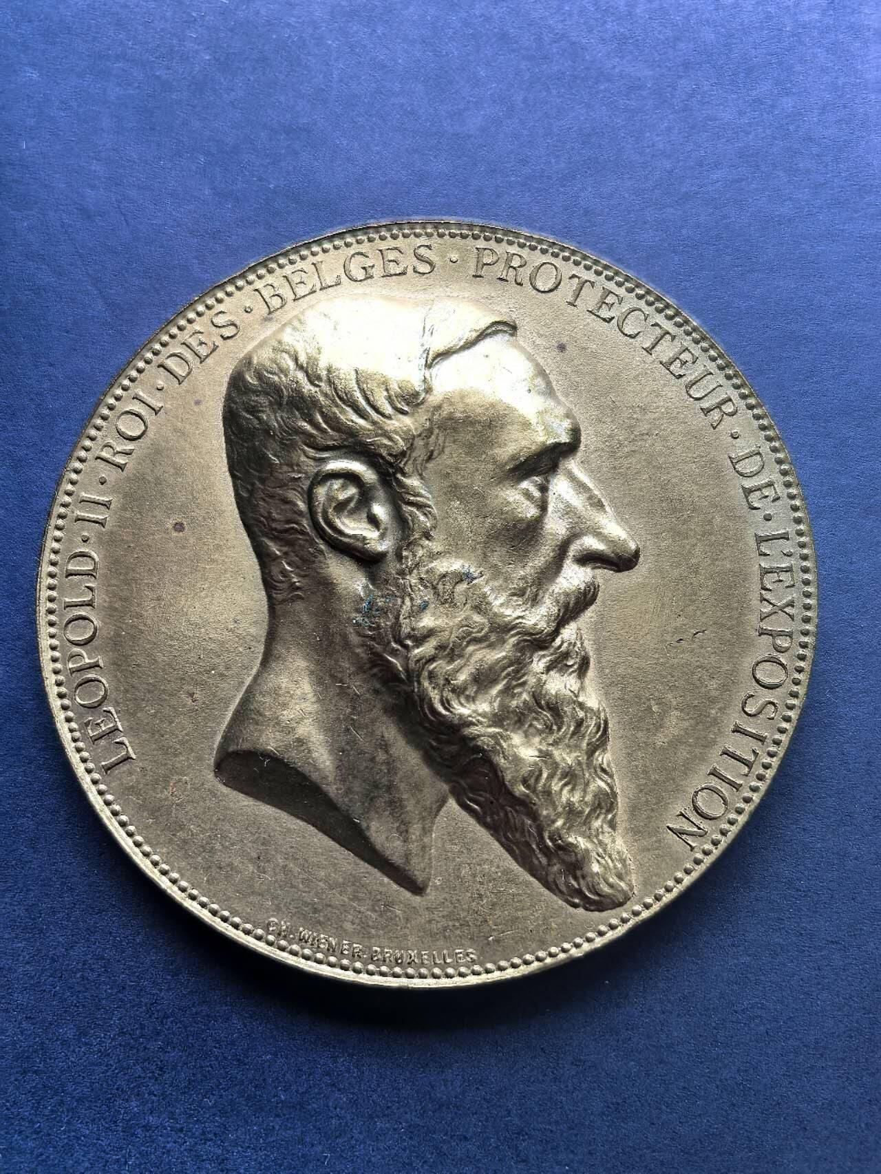 铜章专场 1885年比利时安特卫普世界博览会铜章，直径6cm，镀金