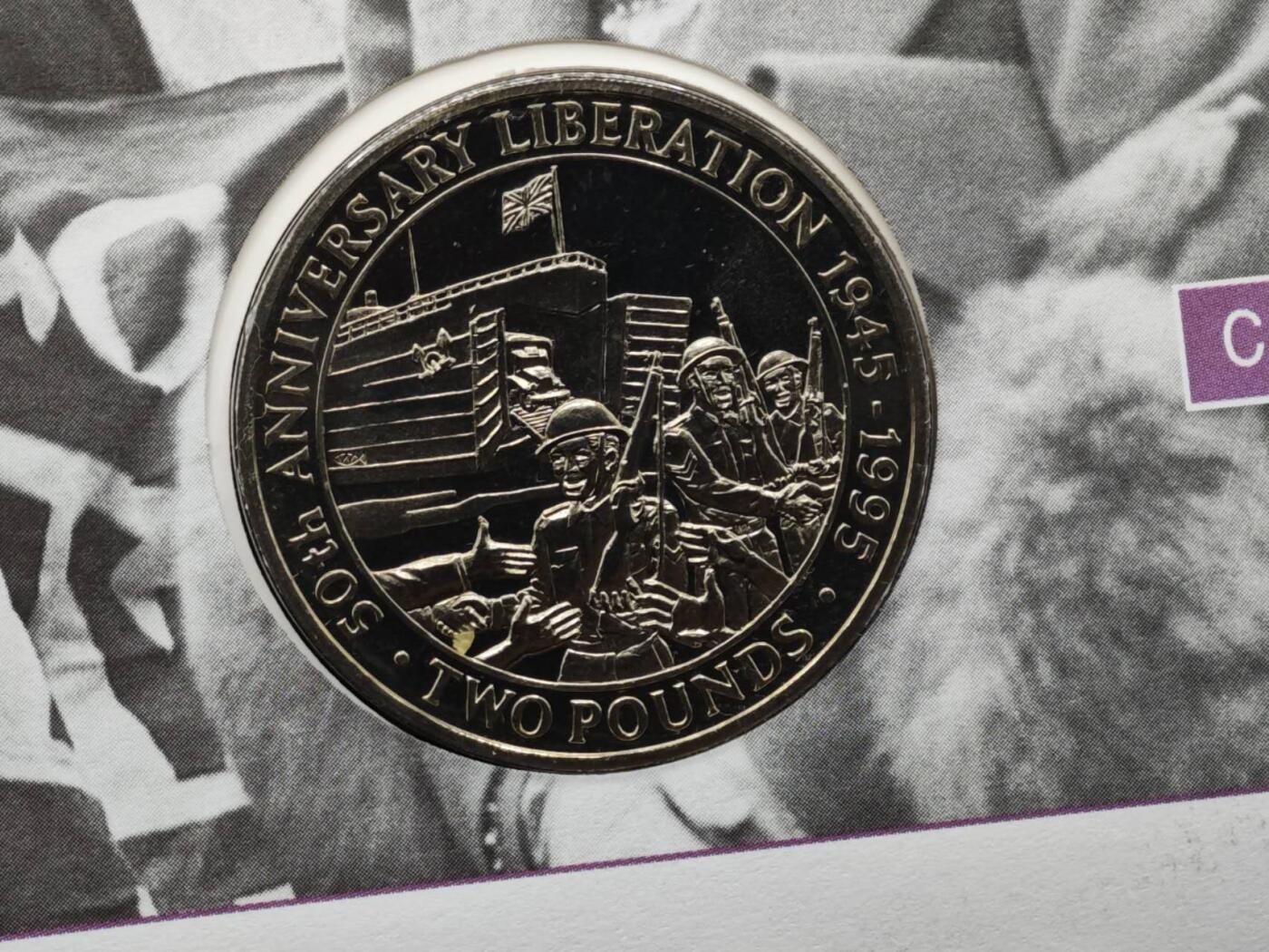 【淘币小摊】限时拍第八百六十二拍  克朗币邮币封场  满百包邮可预留两周  周一统一发货  根西1995年二战胜利50周年2镑纪念币邮币封