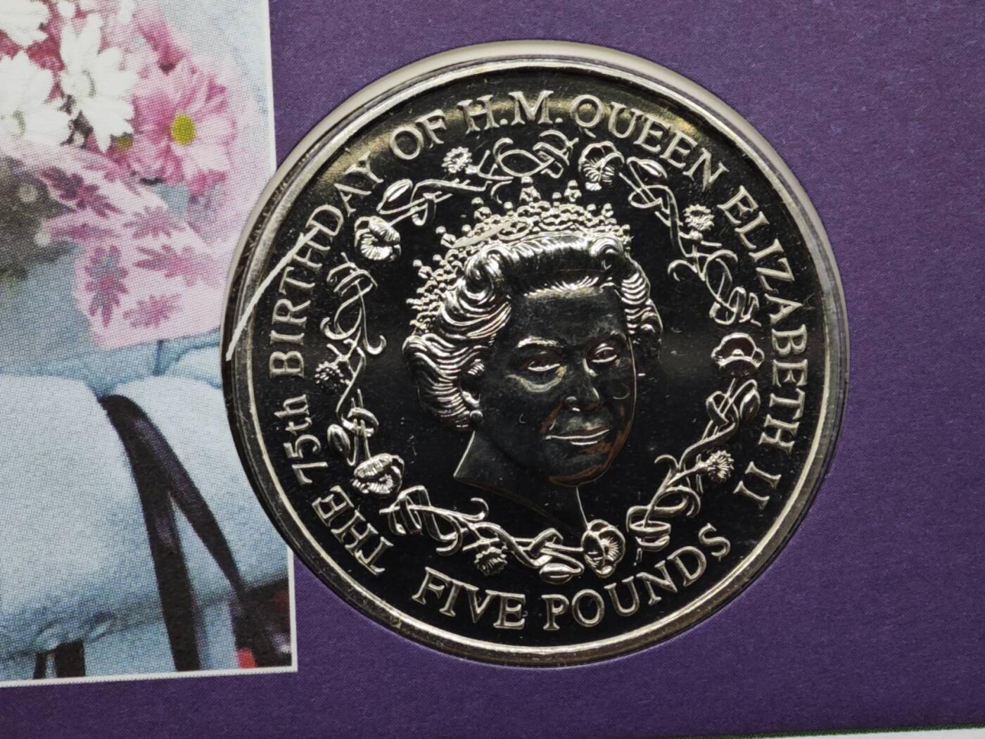 【淘币小摊】限时拍第八百六十二拍  克朗币邮币封场  满百包邮可预留两周  周一统一发货  根西2001年女王75周岁5镑纪念币邮币封