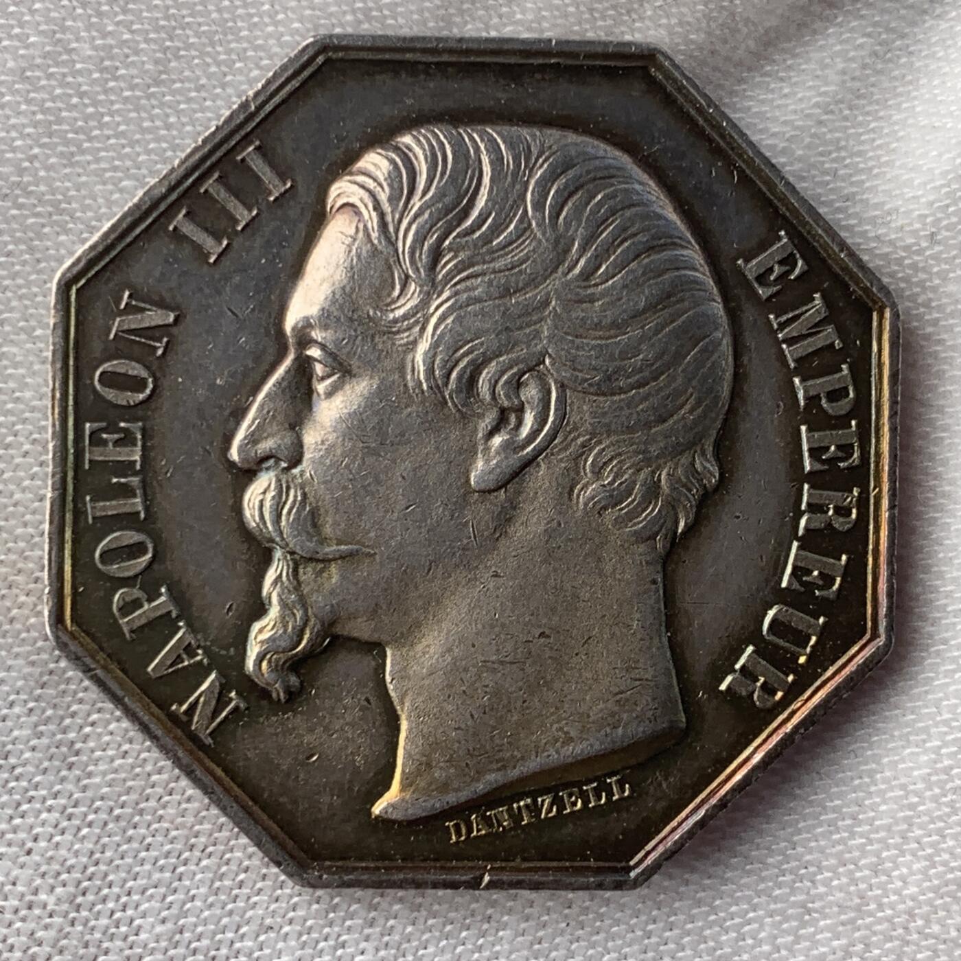 掌中浮雕-藏着的欧洲第052场 拿破仑三世头像，帝国盲童之家八角银章，31mm，15.5g