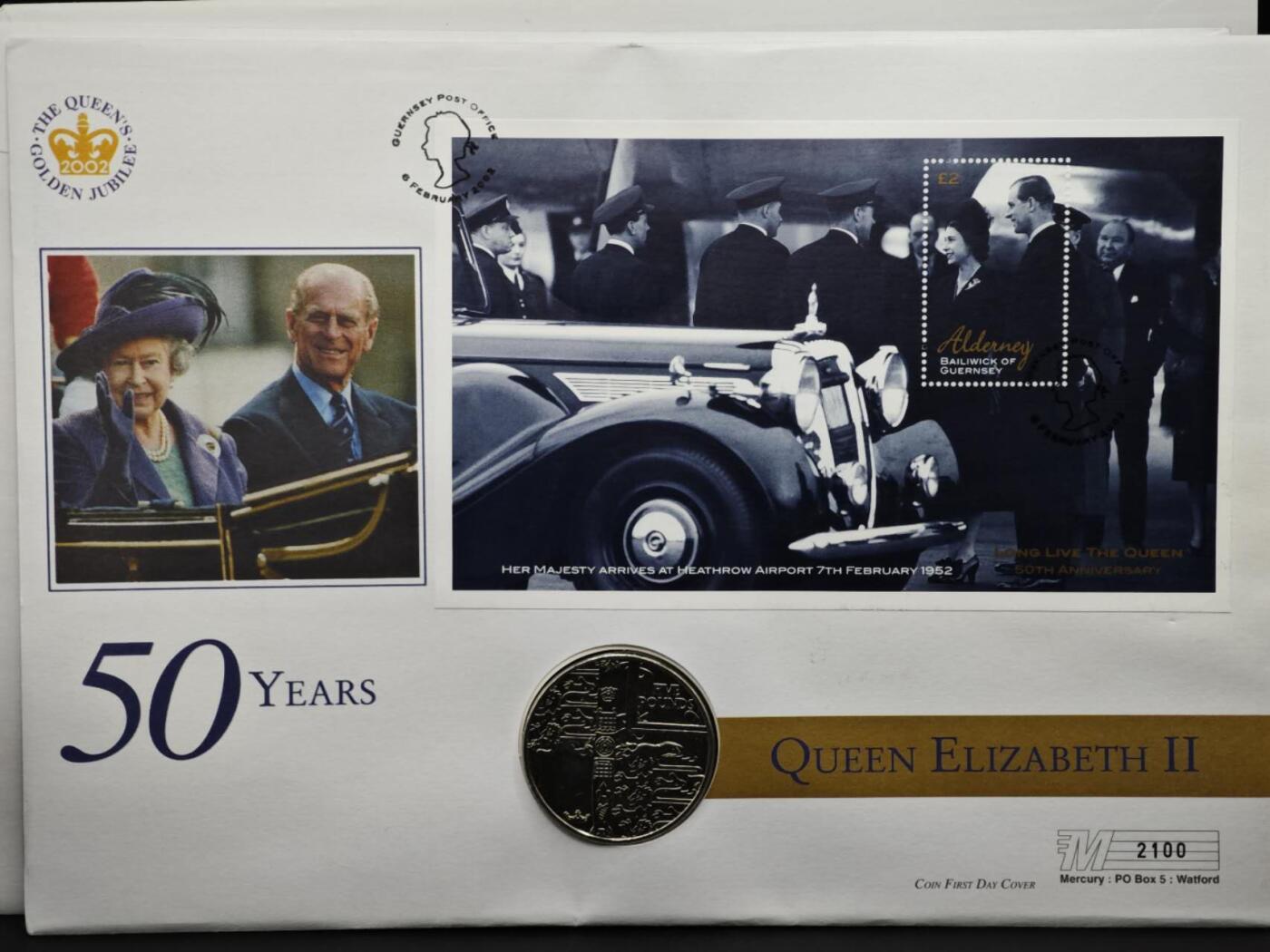 【淘币小摊】限时拍第八百六十二拍  克朗币邮币封场  满百包邮可预留两周  周一统一发货  奥尔德尼2002年女王登基金禧5镑纪念币邮币封