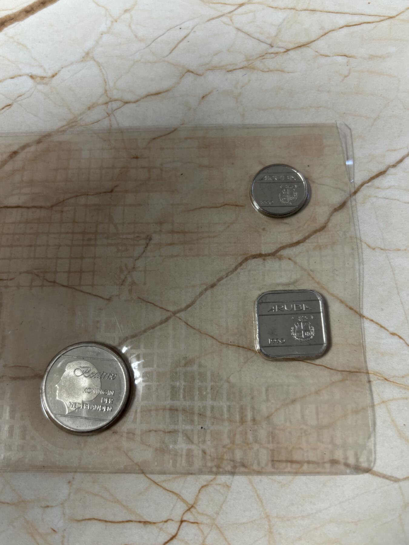 第190期拍卖 阿鲁巴1990年5枚纪念币套装