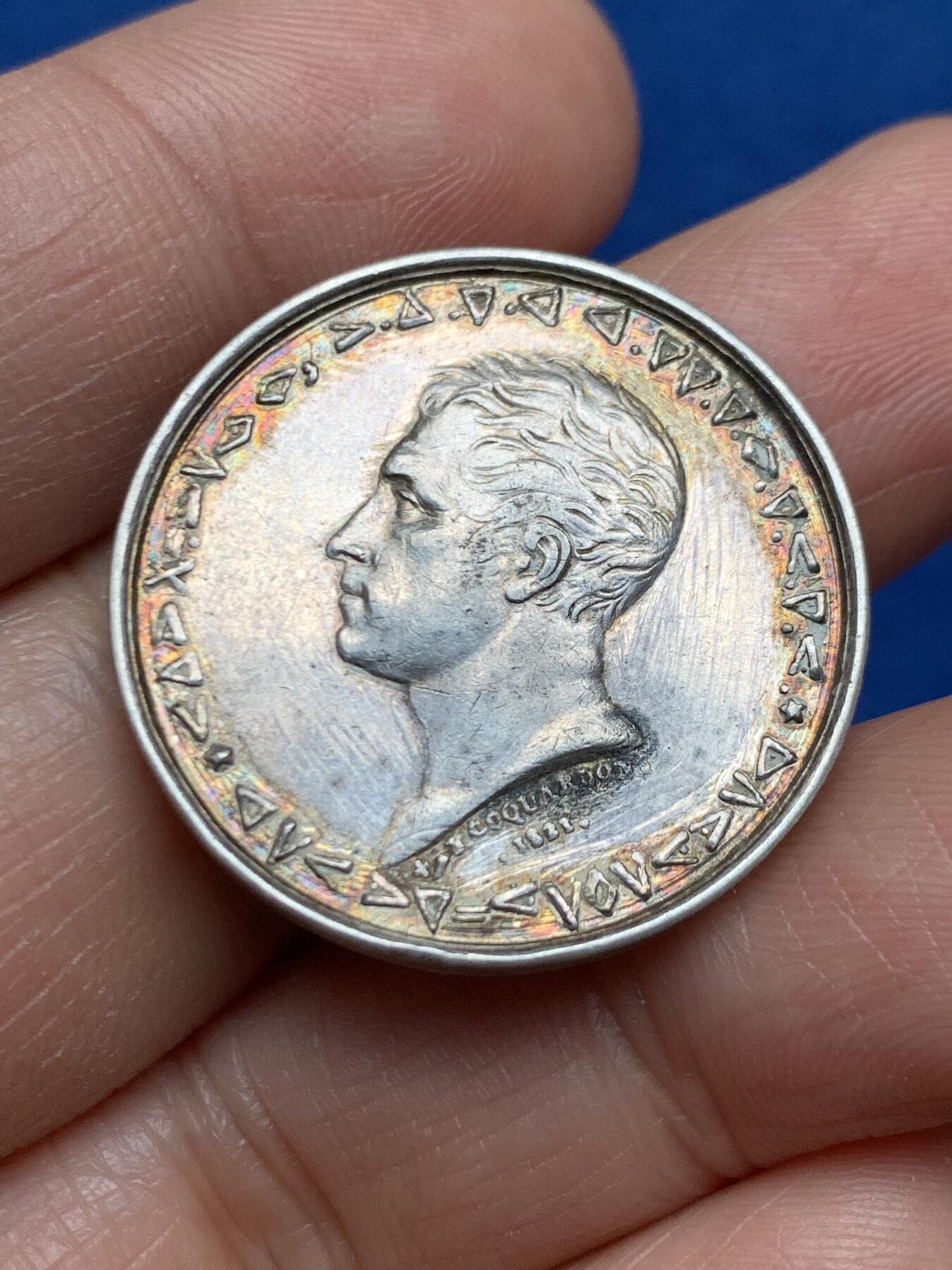 《竞宝斋》第463-465场 周日，周一，周二，3场连拍 （全场包邮）欢迎送拍 马耳他骑士团纪念银章，28.2mm，8.4克，底板有刮痕