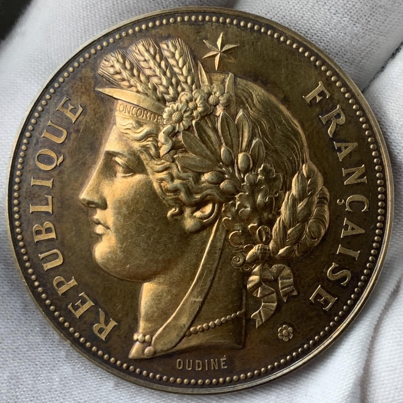 掌中浮雕-藏着的欧洲第052场 19世纪法国战争部颁发的射击奖章（镀金银章），50.8mm，67.1g