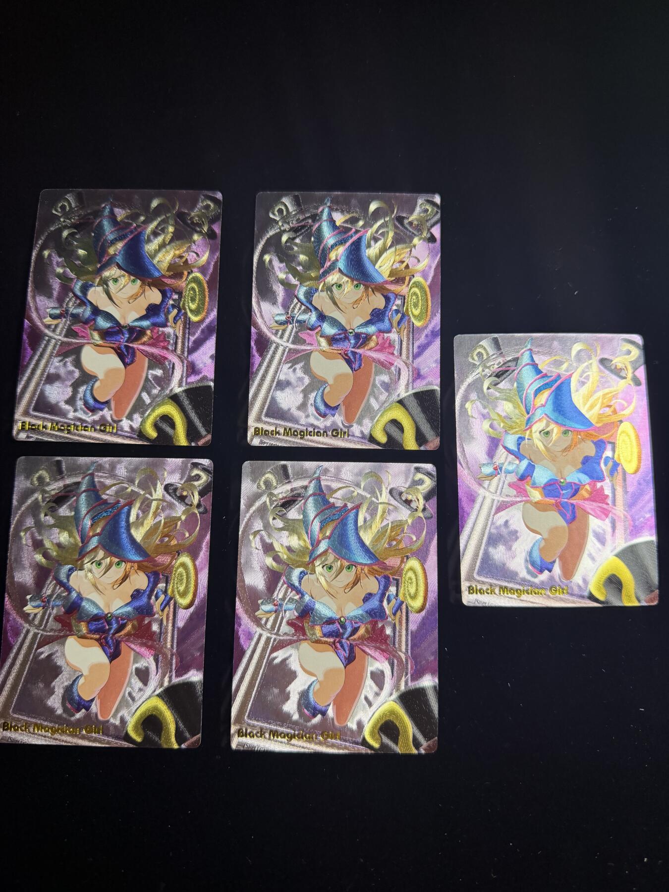 奇点卡牌多宫场 年关将至 感谢这小半年各位卡友大佬的支持 剩余库存都以多宫的方式挂掉 10号快递停运 还能上俩期 大部分卡年前挂完 年后就不会再上新了 年后新卡继续！提前祝各位卡友新年快乐 身体健康 马到成功！