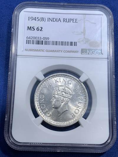 《竞宝斋》第463-465场 周日，周一，周二，3场连拍 （全场包邮）欢迎送拍 - NGC MS62 印度1945年乔治六世1卢比银币