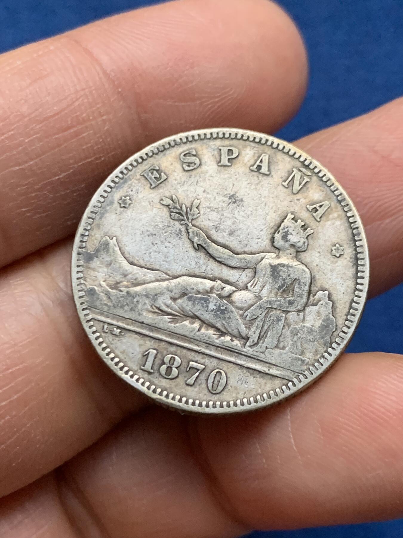 《竞宝斋》第463-465场 周日，周一，周二，3场连拍 （全场包邮）欢迎送拍 西班牙 1870年 2比塞塔 银币 临时政府时期发行 双柱银币里最少见的品种 传世老包浆 细节不错