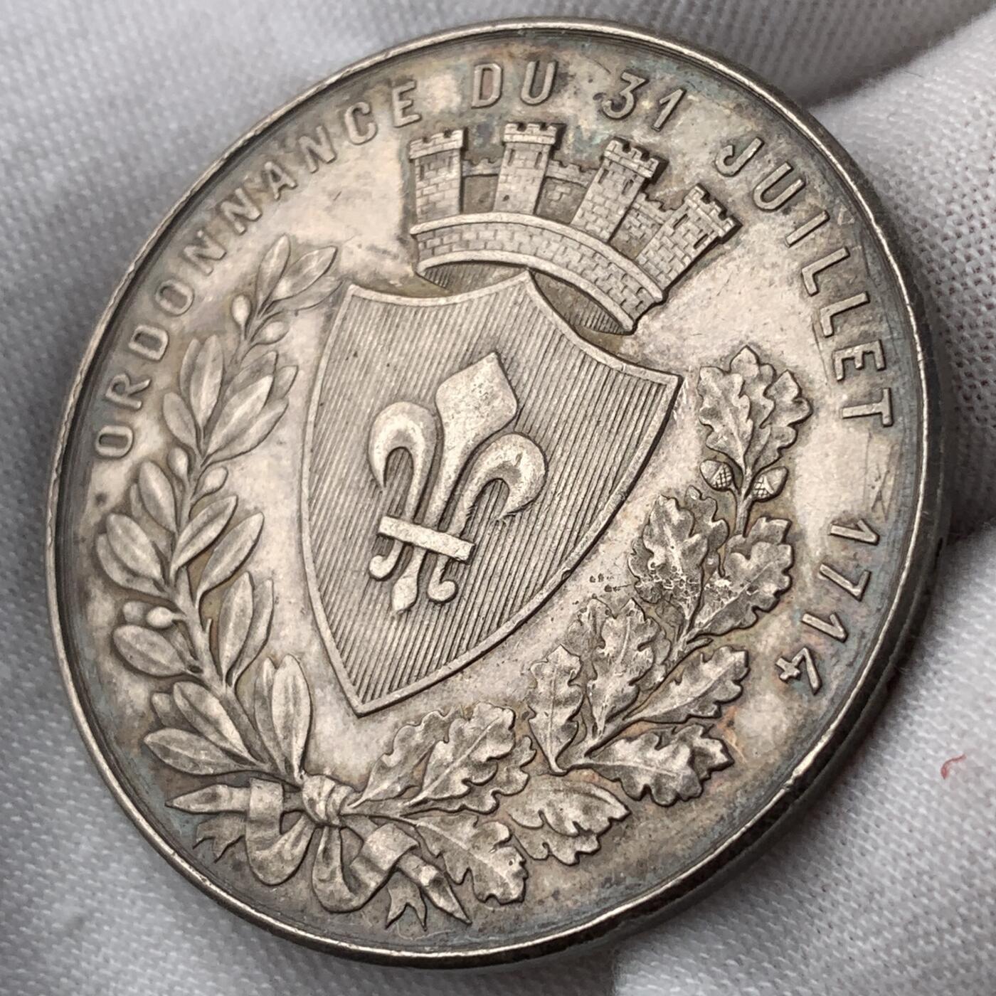 掌中浮雕-藏着的欧洲第052场 法国里尔商会银章 ，36.97mm，21.87g