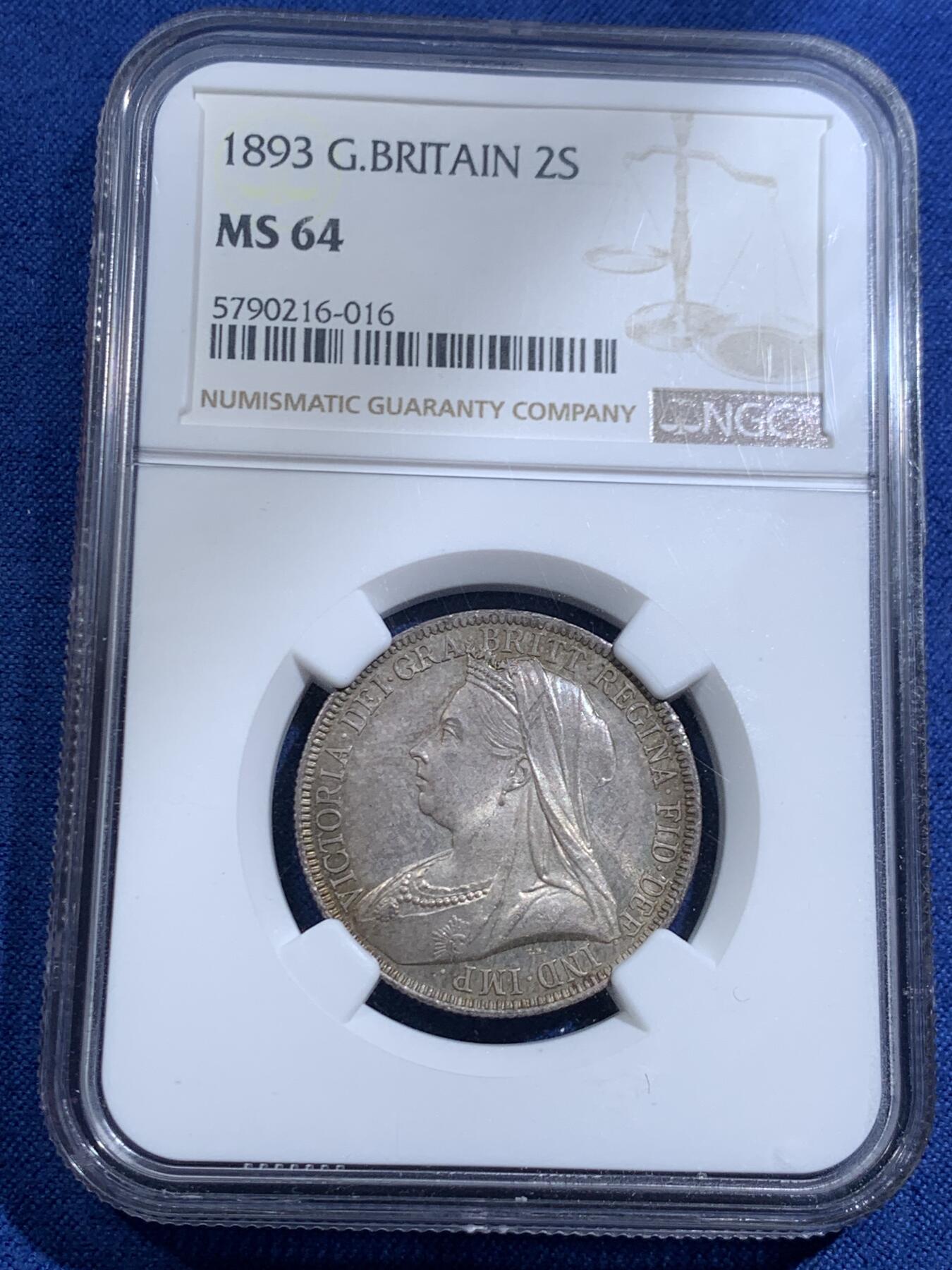 《竞宝斋》第463-465场 周日，周一，周二，3场连拍 （全场包邮）欢迎送拍 NGC MS64 英国 1893年 维多利亚女王 2先令 银币 包浆极美，值得入藏