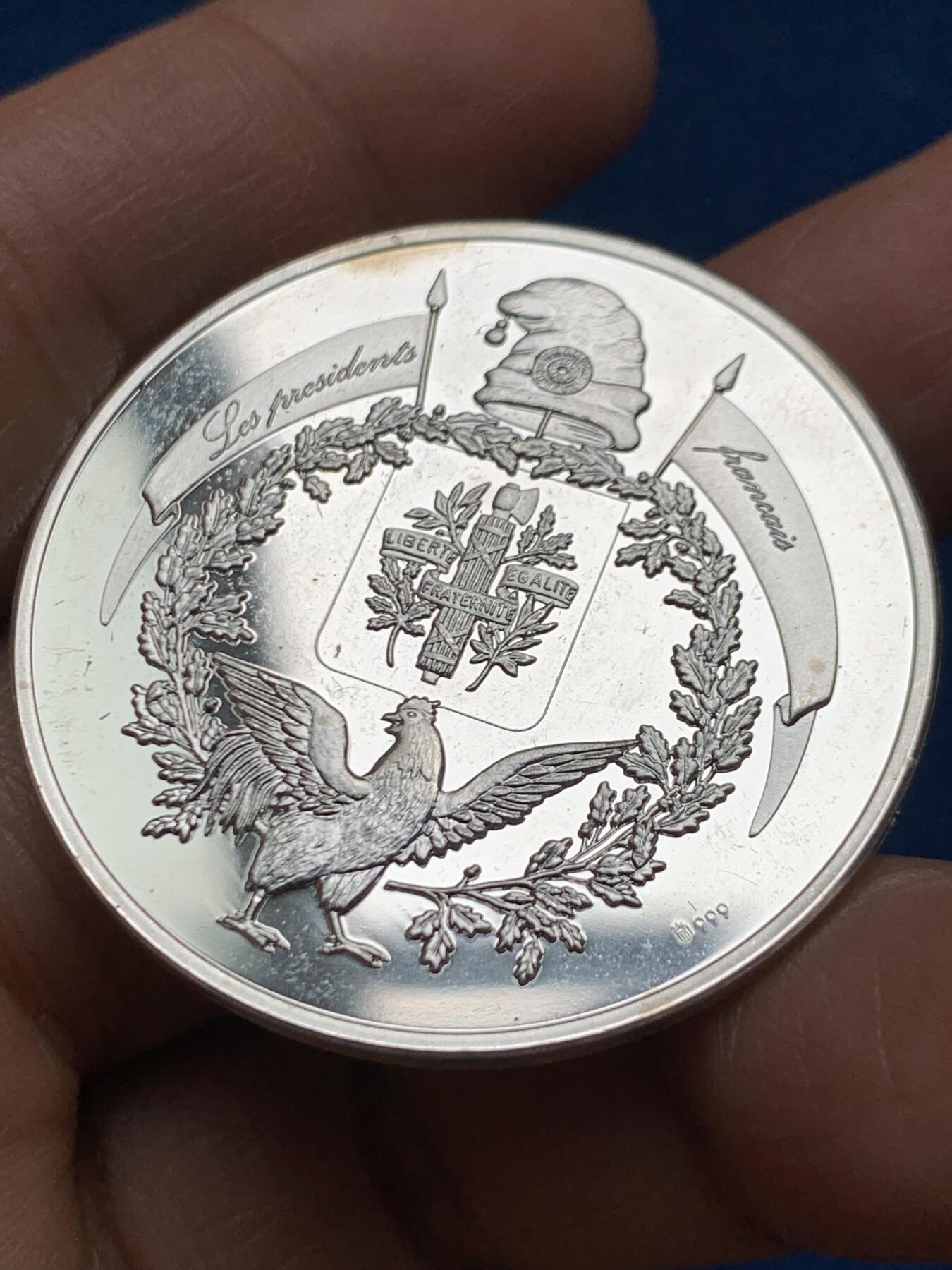 《竞宝斋》第463-465场 周日，周一，周二，3场连拍 （全场包邮）欢迎送拍 法国雷蒙·普恩加莱纪念银章 999银 银标背面5点钟方向 21.3克 40mm