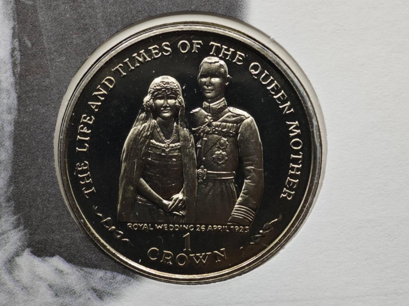 【淘币小摊】限时拍第八百六十二拍  克朗币邮币封场  满百包邮可预留两周  周一统一发货  马恩岛1999年女王母亲克朗纪念币邮币封