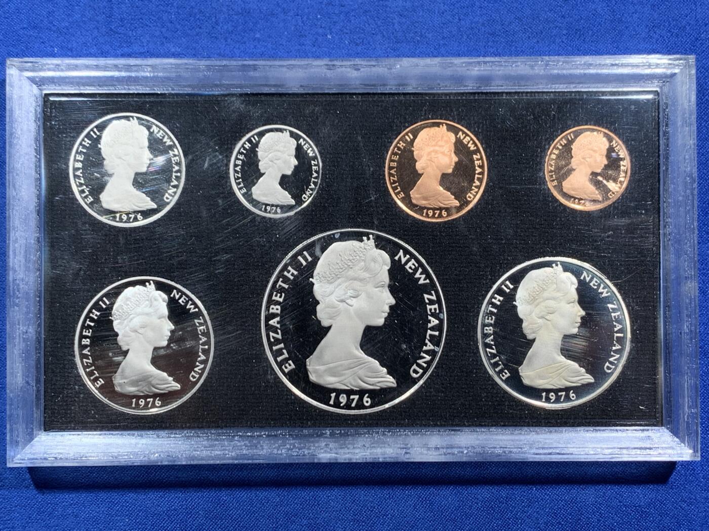 《竞宝斋》第463-465场 周日，周一，周二，3场连拍 （全场包邮）欢迎送拍 新西兰1976年官方精制套币 含1元精制币