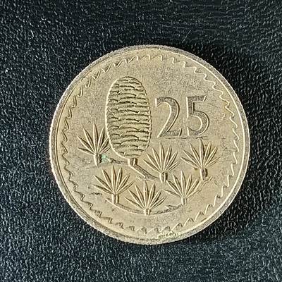 逸泉钱币2026第十二组世界钱币专场春节千件大拍A1614～2574 - 1831 塞浦路斯25硬币