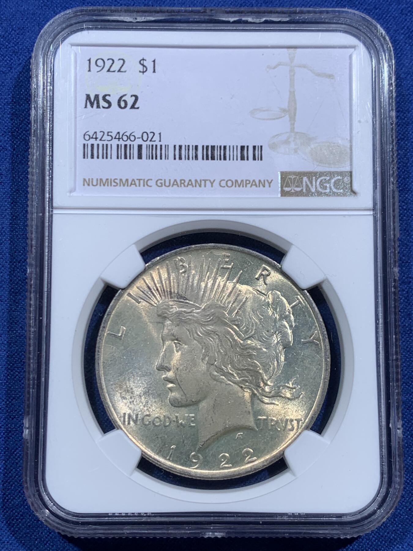 《竞宝斋》第463-465场 周日，周一，周二，3场连拍 （全场包邮）欢迎送拍 NGC MS62 美国1922年和平银币 光度不错