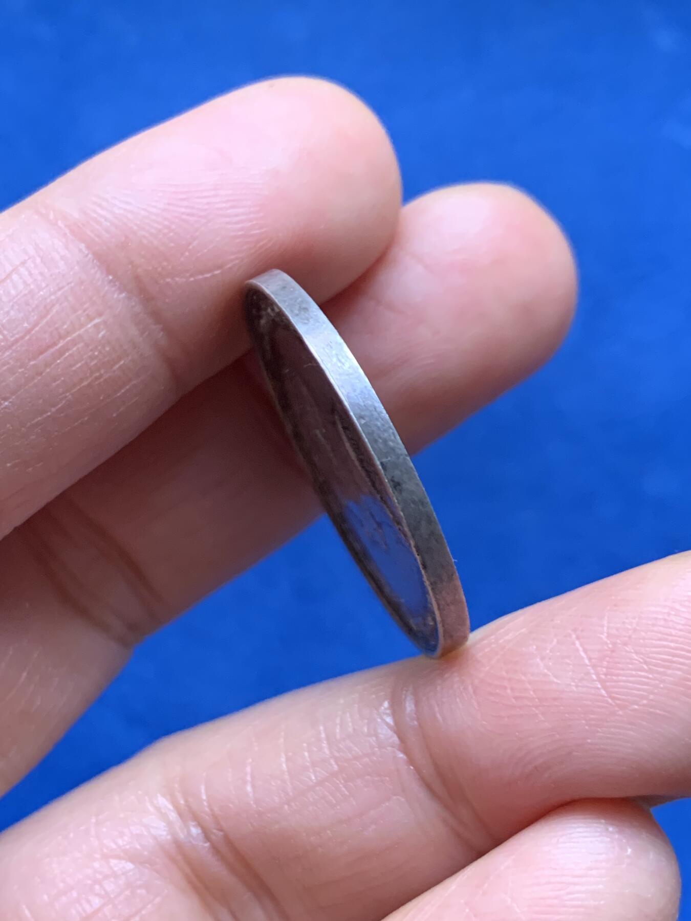 《竞宝斋》第463-465场 周日，周一，周二，3场连拍 （全场包邮）欢迎送拍 马耳他骑士团纪念银章，28.2mm，8.4克，底板有刮痕