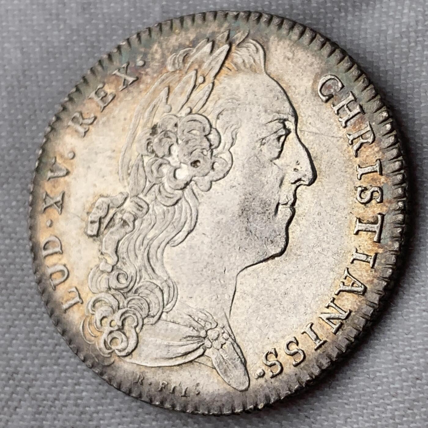 掌中浮雕-藏着的欧洲第052场 1737年法国路易十五银质代币，28.1mm，7.12g