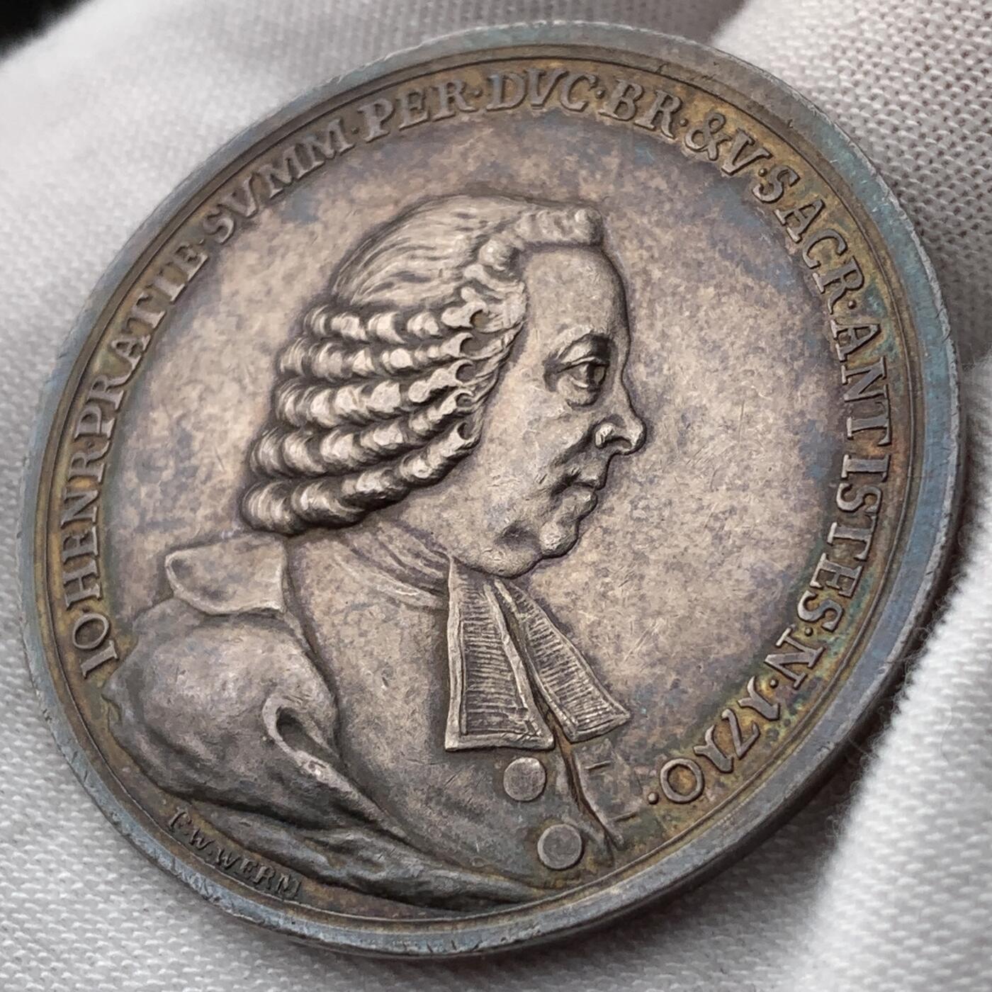 掌中浮雕-藏着的欧洲第052场 1784年致敬“虔诚博学雄辩的神学家”纪念银章，37.5mm，21.8g
