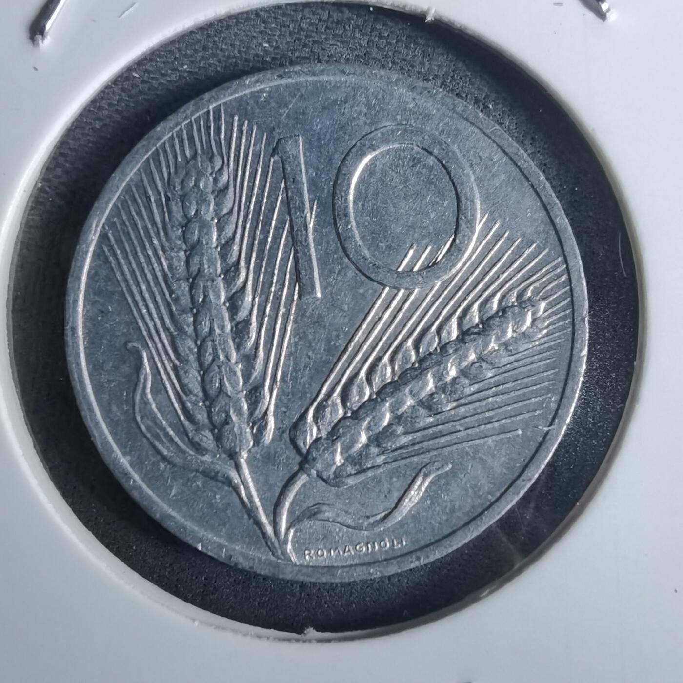 沼泽如烟--第982场 意大利1979年10里拉