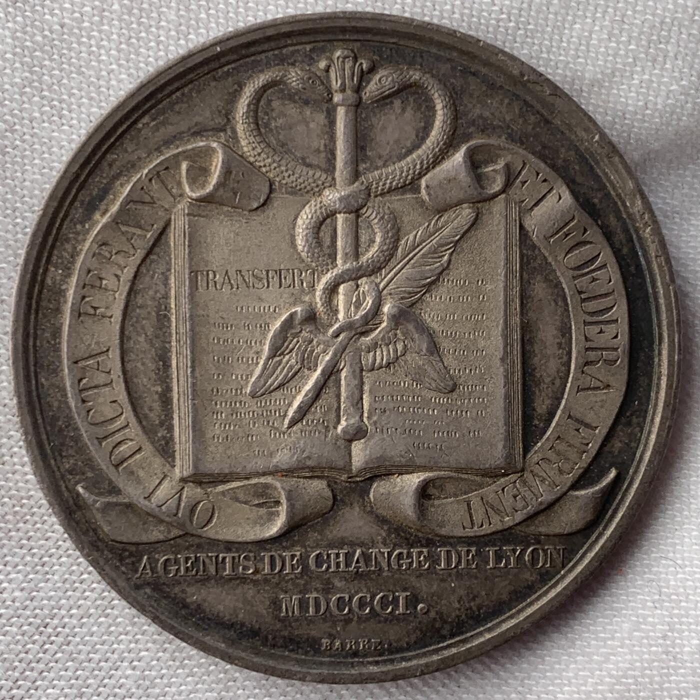 掌中浮雕-藏着的欧洲第052场 1801年法国里昂证券交易所纪念银章，35.7mm，21.6g