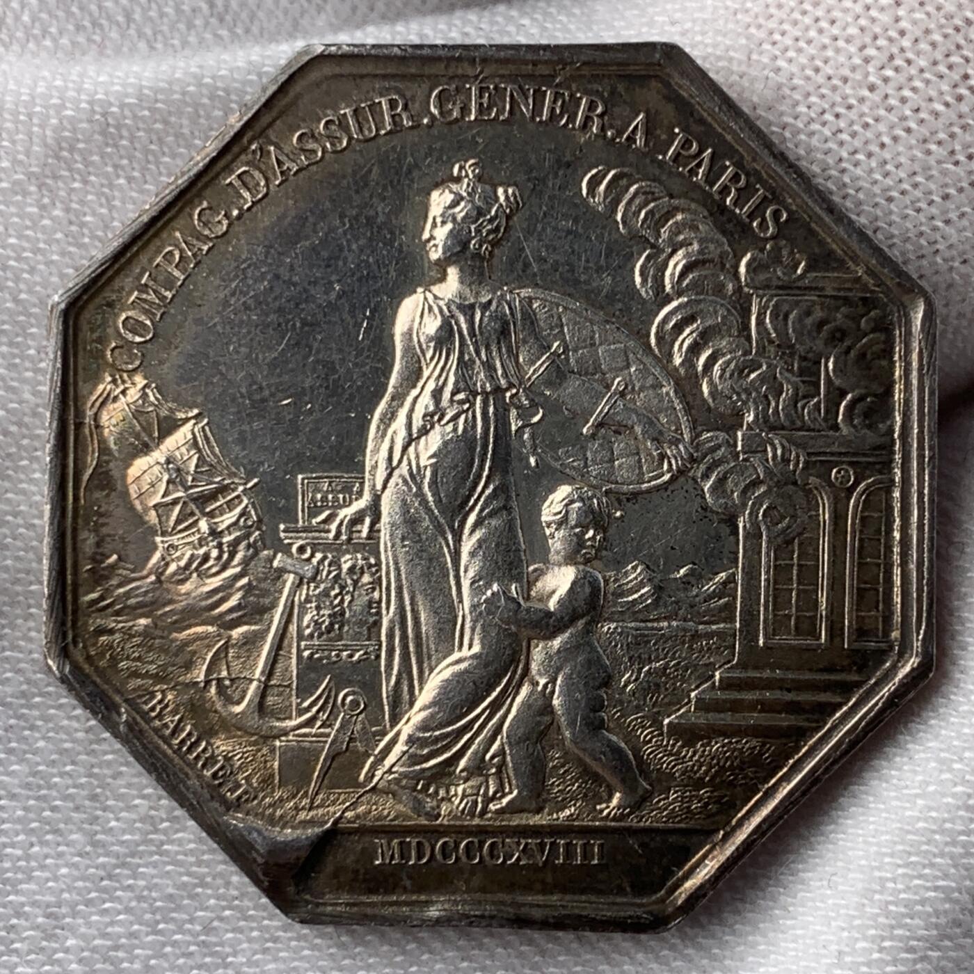 掌中浮雕-藏着的欧洲第052场 1818年法国路易十八头像巴黎保险公司八角银章，30.5mm，12g