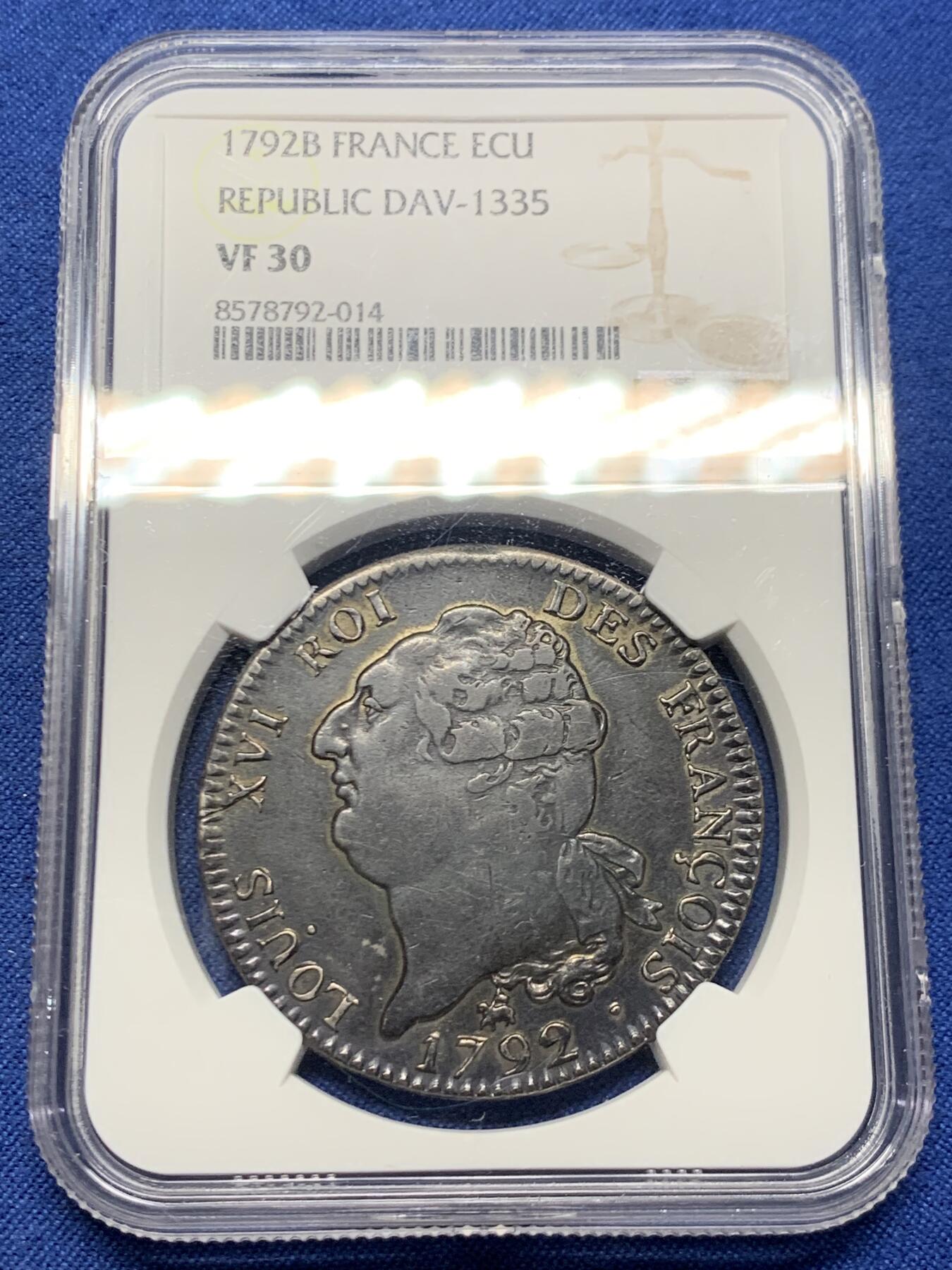 《竞宝斋》第463-465场 周日，周一，周二，3场连拍 （全场包邮）欢迎送拍 NGC VF30 法国1792B路易十六天使埃居 通体黑金彩包浆 无减重 实物好于分数 难得品相