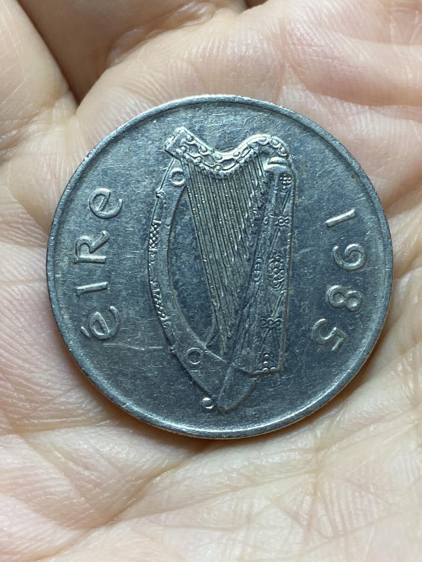 2026年第十七场(总第一百八十六场）外国好品散币场(免佣金) 爱尔兰🇮🇪1985年10便士(共和国时期第二套第一版)