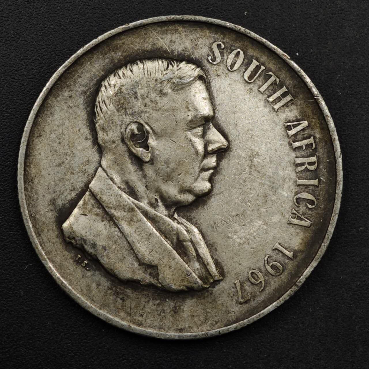 【淘币小摊】实时拍第八百六十一拍   银币套币场   满百包邮可预留二周 每周一统一发货   南非1967年1兰德银币