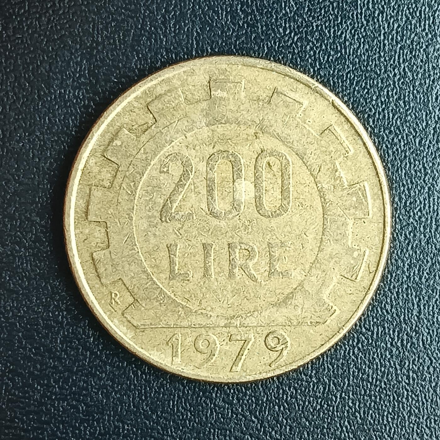 逸泉钱币2026第十二组世界钱币专场春节千件大拍A1614～2574 1708 意大利200里拉