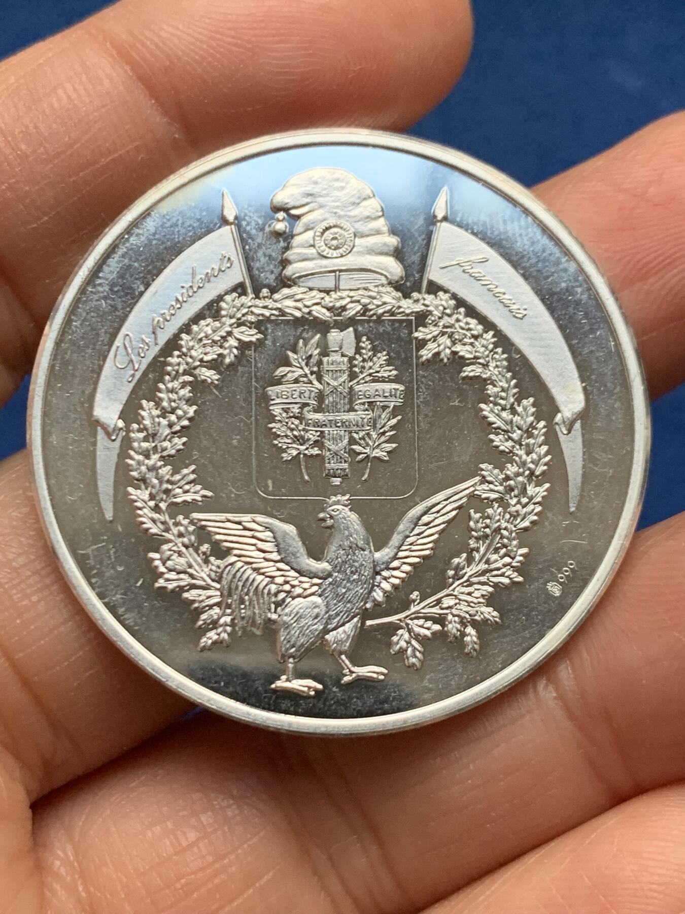 《竞宝斋》第463-465场 周日，周一，周二，3场连拍 （全场包邮）欢迎送拍 法国雷蒙·普恩加莱纪念银章 999银 银标背面5点钟方向 21.3克 40mm