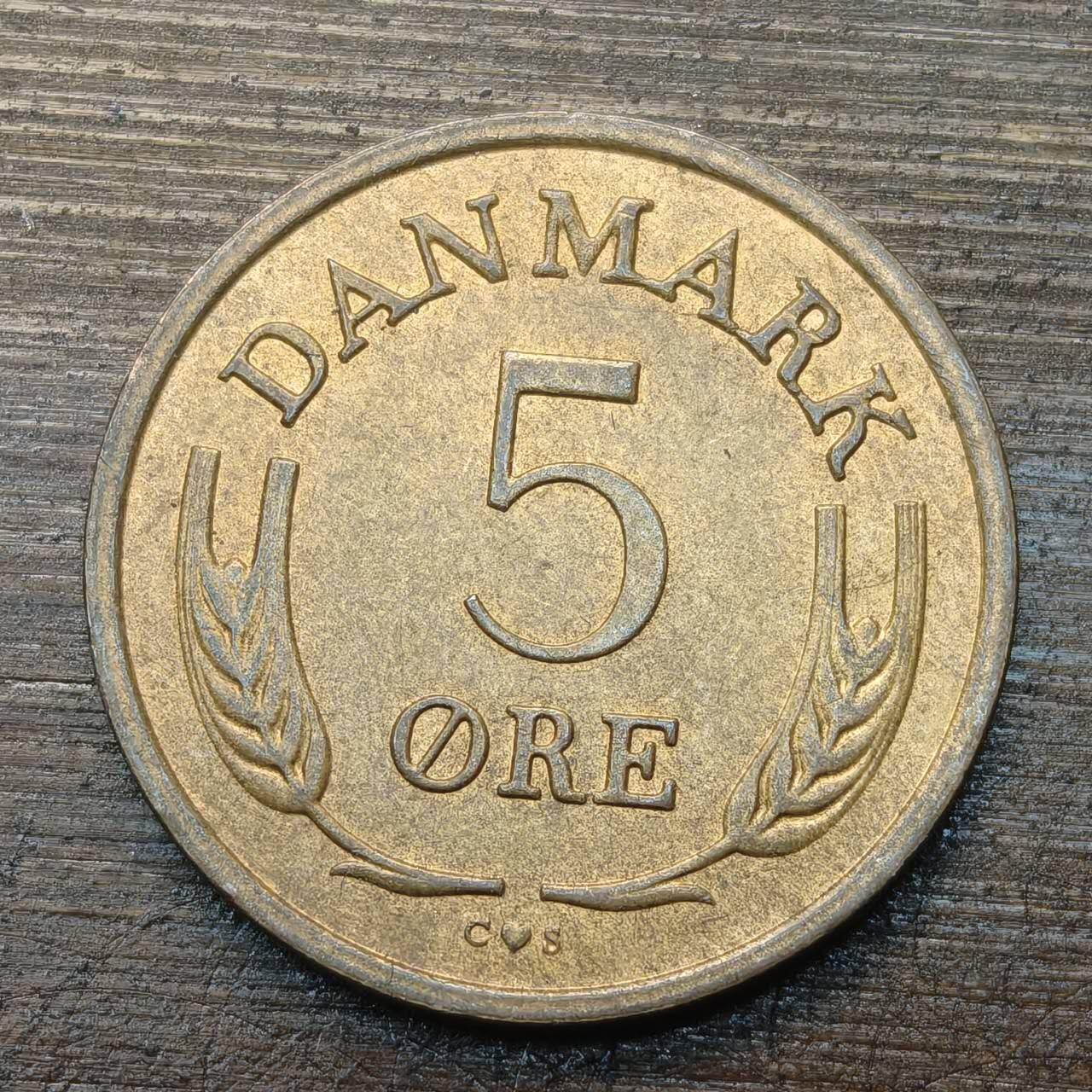 【铜匠收藏】★第143★散币专场 不寄存，30包邮。不满30元，支付5元运费。《接受代拍 代送NGC评级》 90【无寄存】丹麦 1970年 5欧尔 铜币