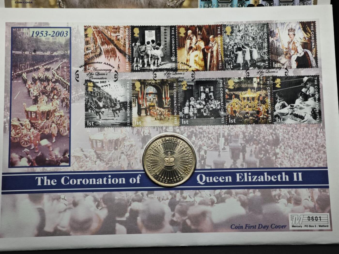 【淘币小摊】限时拍第八百六十二拍  克朗币邮币封场  满百包邮可预留两周  周一统一发货  英国1993年女王加冕40周年5镑纪念币邮币封