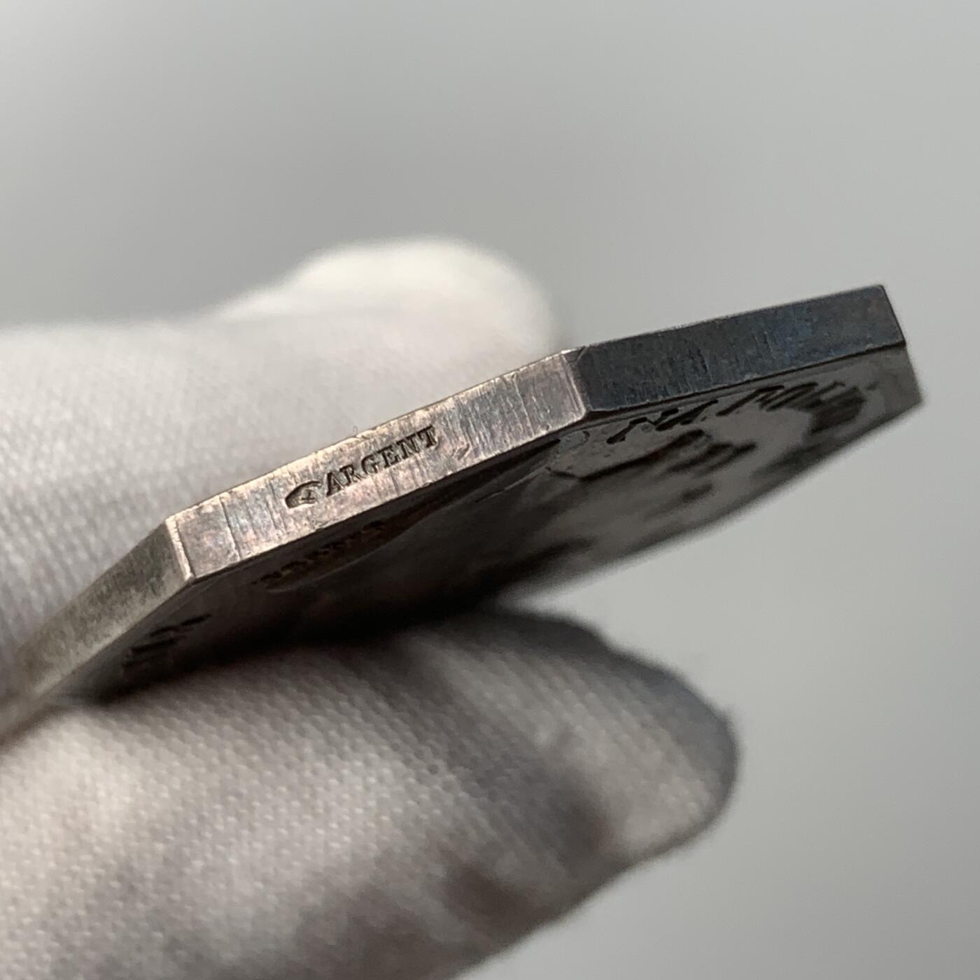 掌中浮雕-藏着的欧洲第052场  法国波尔多工业商会八角银章，33.5mm，19.53g