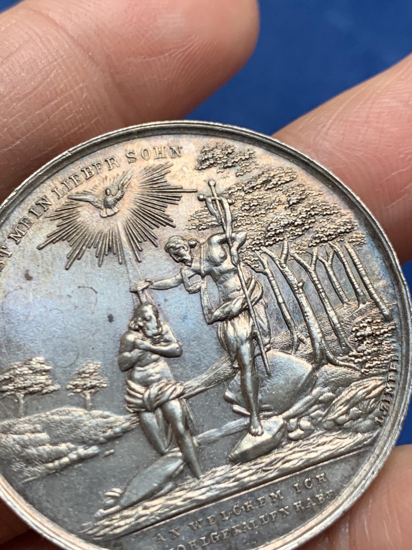 《竞宝斋》第463-465场 周日，周一，周二，3场连拍 （全场包邮）欢迎送拍 19世纪德国宗教洗礼大银章，正面圣子受洗图，38.8mm，24.3克