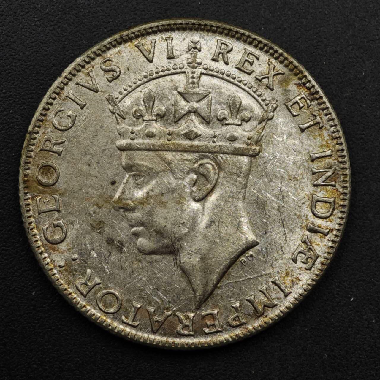 【淘币小摊】实时拍第八百六十一拍   银币套币场   满百包邮可预留二周 每周一统一发货   英属东非1942年乔治六世一先令银币